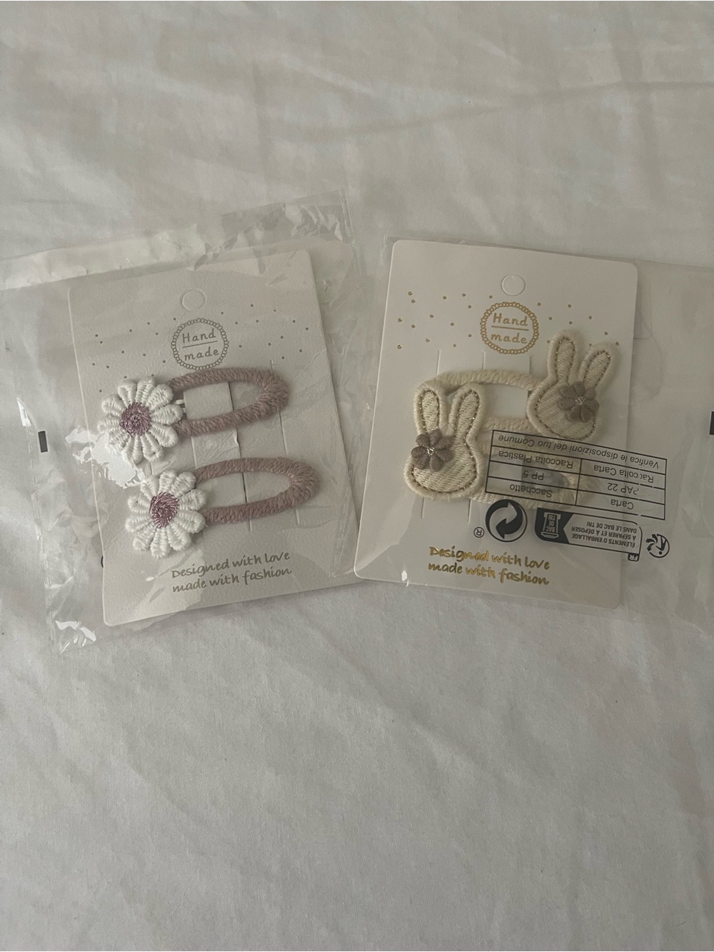 Toddlers / Kids Flower & Bunny Hair Clips Set -  (set of 4 hair clips)